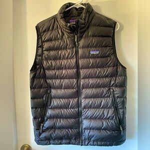 Patagonia Down Sweater Vest - black, size medium